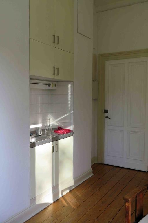 Gaesteappartement Im Atelierhaus 부퍼탈 객실 사진